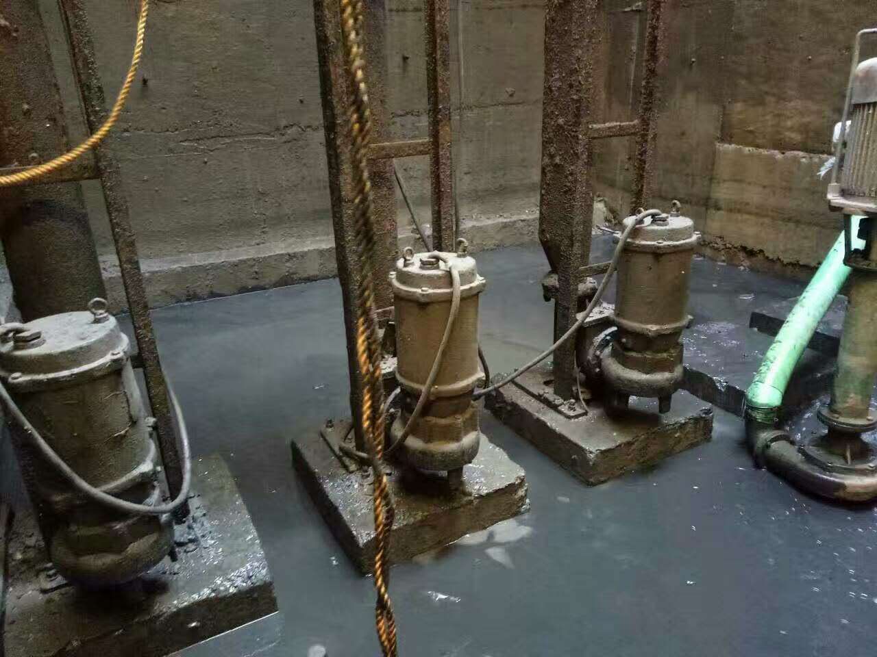 瓮安污水池清理